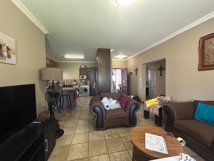 3 Bedroom Property for Sale in Melodie North West